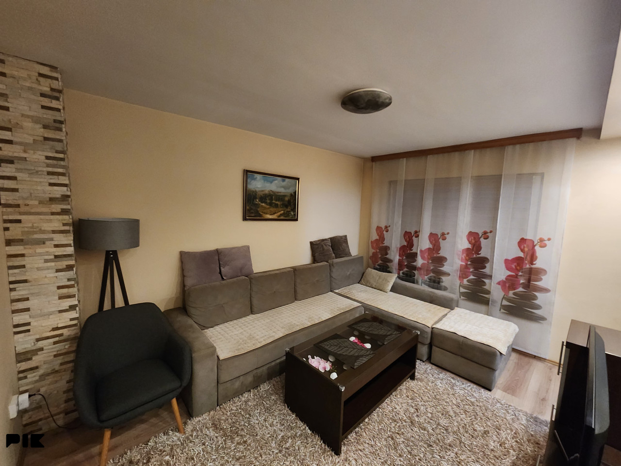 Sarajevo - Velešići, Stan 61 m2 + zatvoreni balkon 6