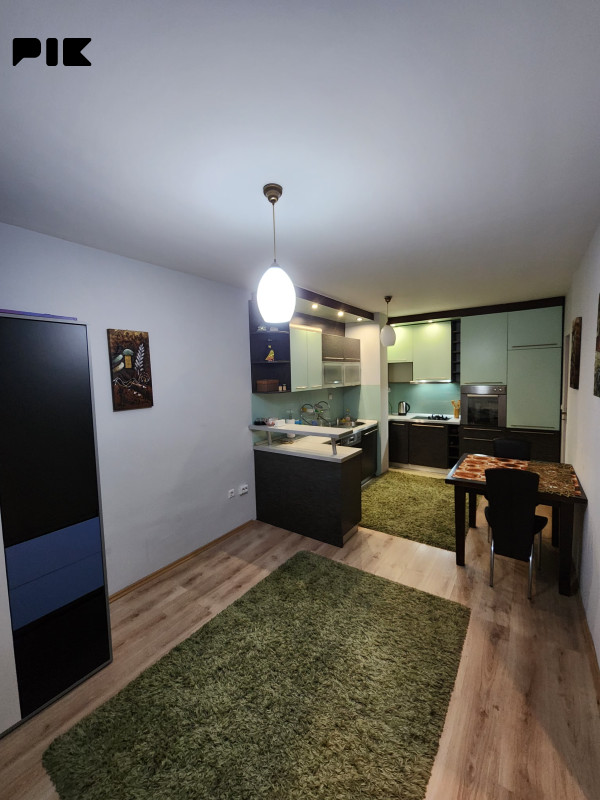 Sarajevo - Velešići, Stan 61 m2 + zatvoreni balkon 17