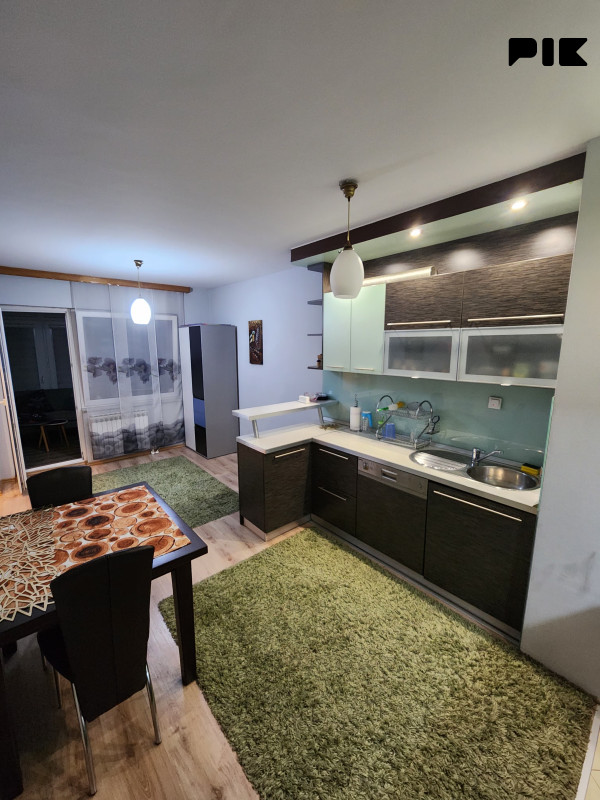 Sarajevo - Velešići, Stan 61 m2 + zatvoreni balkon 19