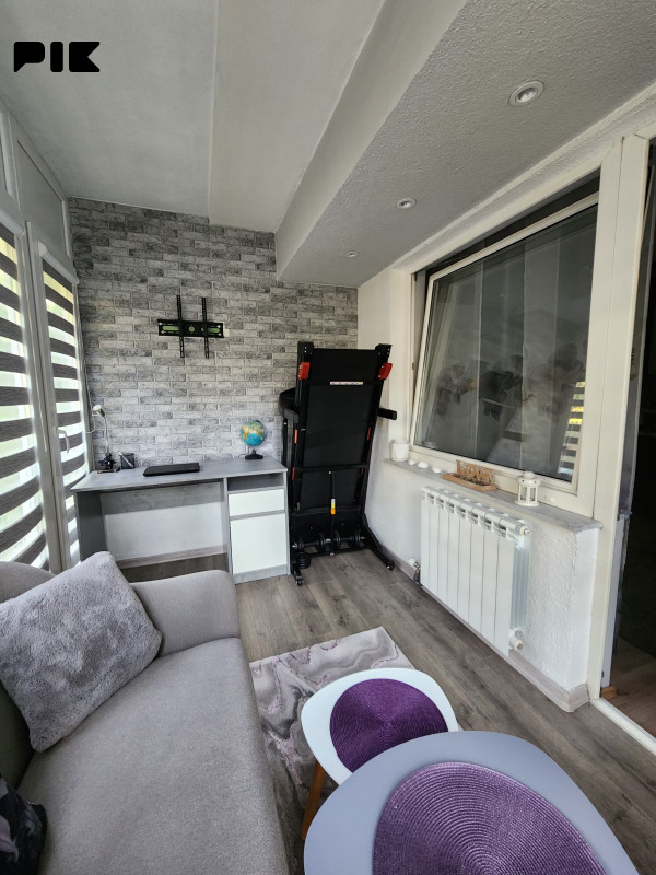 Sarajevo - Velešići, Stan 61 m2 + zatvoreni balkon 23