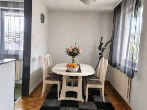 Breka stan u zgradi prodajem trosoban namjesten tel 061 143579 photo 3