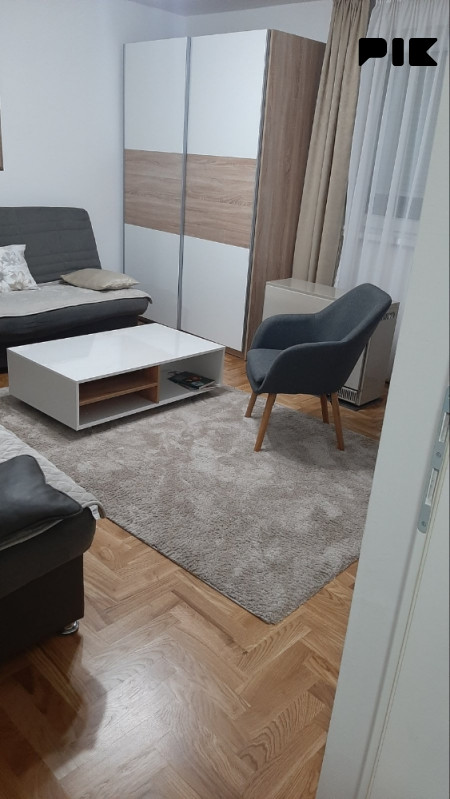 Stan 36m2 , Višnjik, Koševo kod Medicinskog fakulteta 2