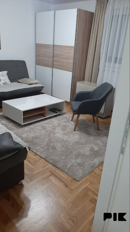 Izdajem stan 36m2, I sprat Višnjik, Koševo