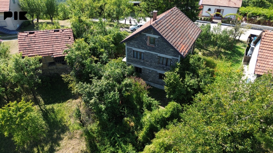 Kuća i zemljište, Smetovski put Zenica