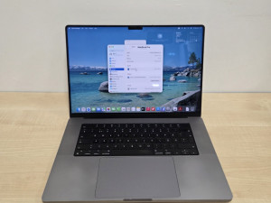 Apple Macbook Pro 16 2021 - M1 Pro; 32GB RAM; 512GB SSD; Retina