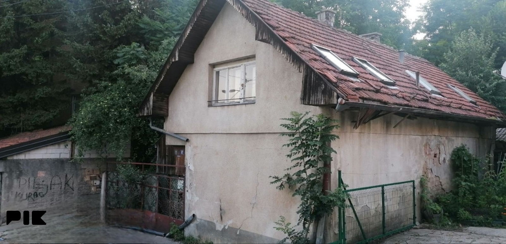 EKSKLUZIVNA INVESTICIONA PRILIKA KUĆA U SRCU SARAJEVA 4