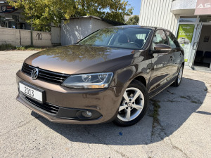 Volkswagen Jetta  1.6 automatik DSG 2013