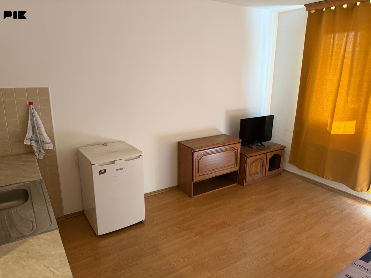 IZDAJE SE GARSONJERA 30m2 JELAH 2