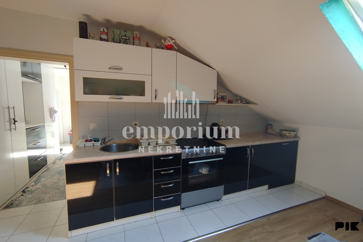 Useljiv i namješten stan površine 38.38m2 ID: 2790/IP 2