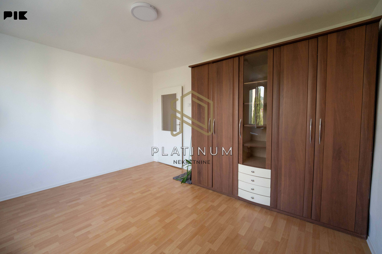Dvosoban stan | Čengić vila | Novi Grad | Otoka photo 4