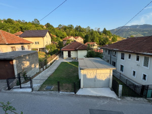 Kuća Sarajevo i garaza - Stari Grad Sedrenik