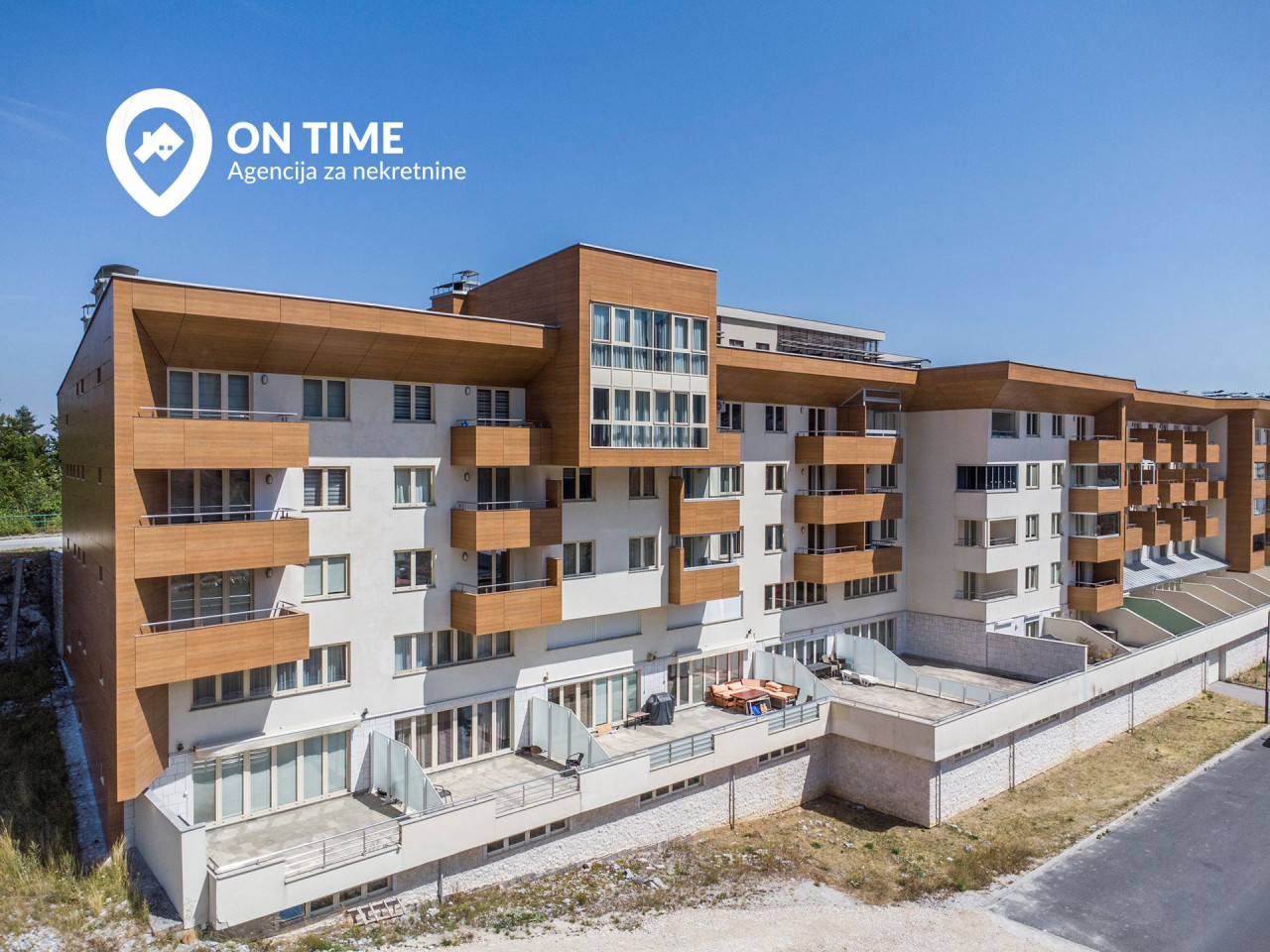 ON TIME prodaje: Dvosoban Apartman Bjelašnica photo 3
