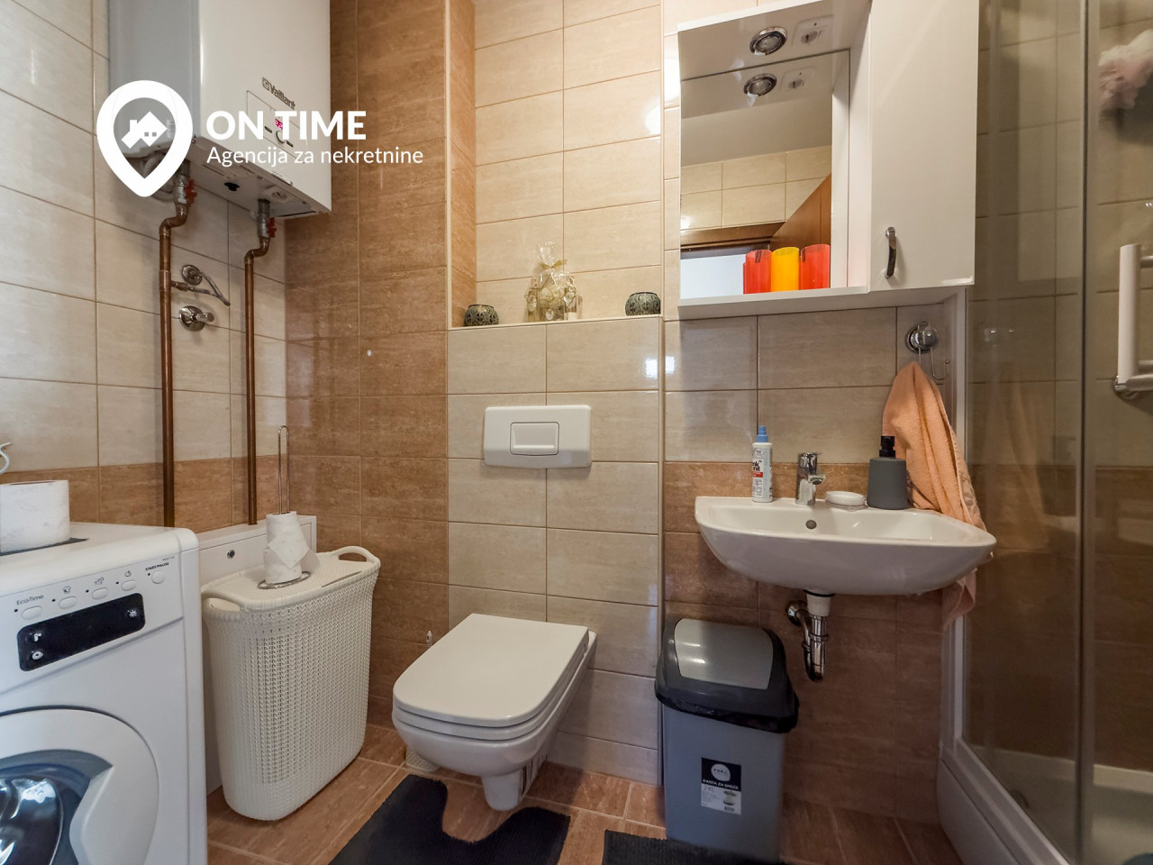 ON TIME prodaje: Dvosoban Apartman Bjelašnica 18