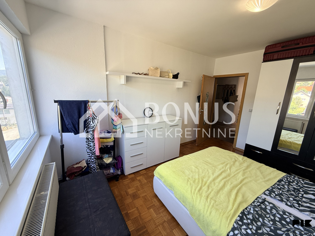 Stan trosoban  renoviran 73 m2 - Novi Travnik 24