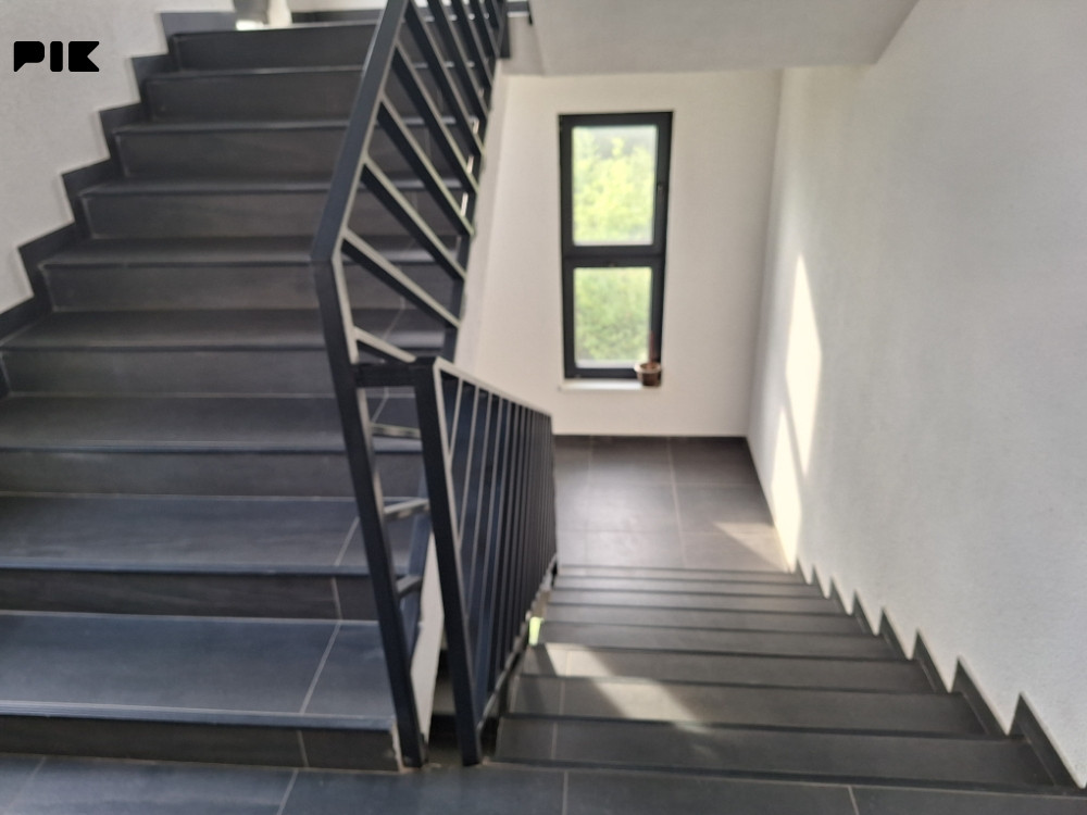 Trosoban stan Green home Stup 16