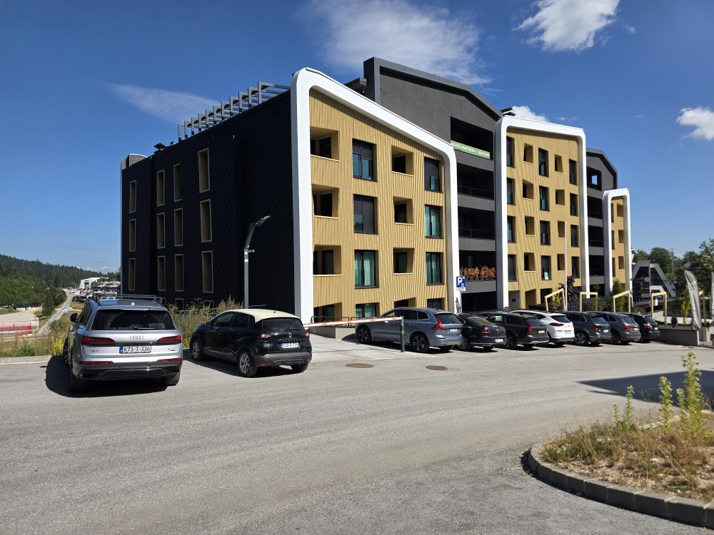 Prodaja apartman Bjelašnica nov trosoban