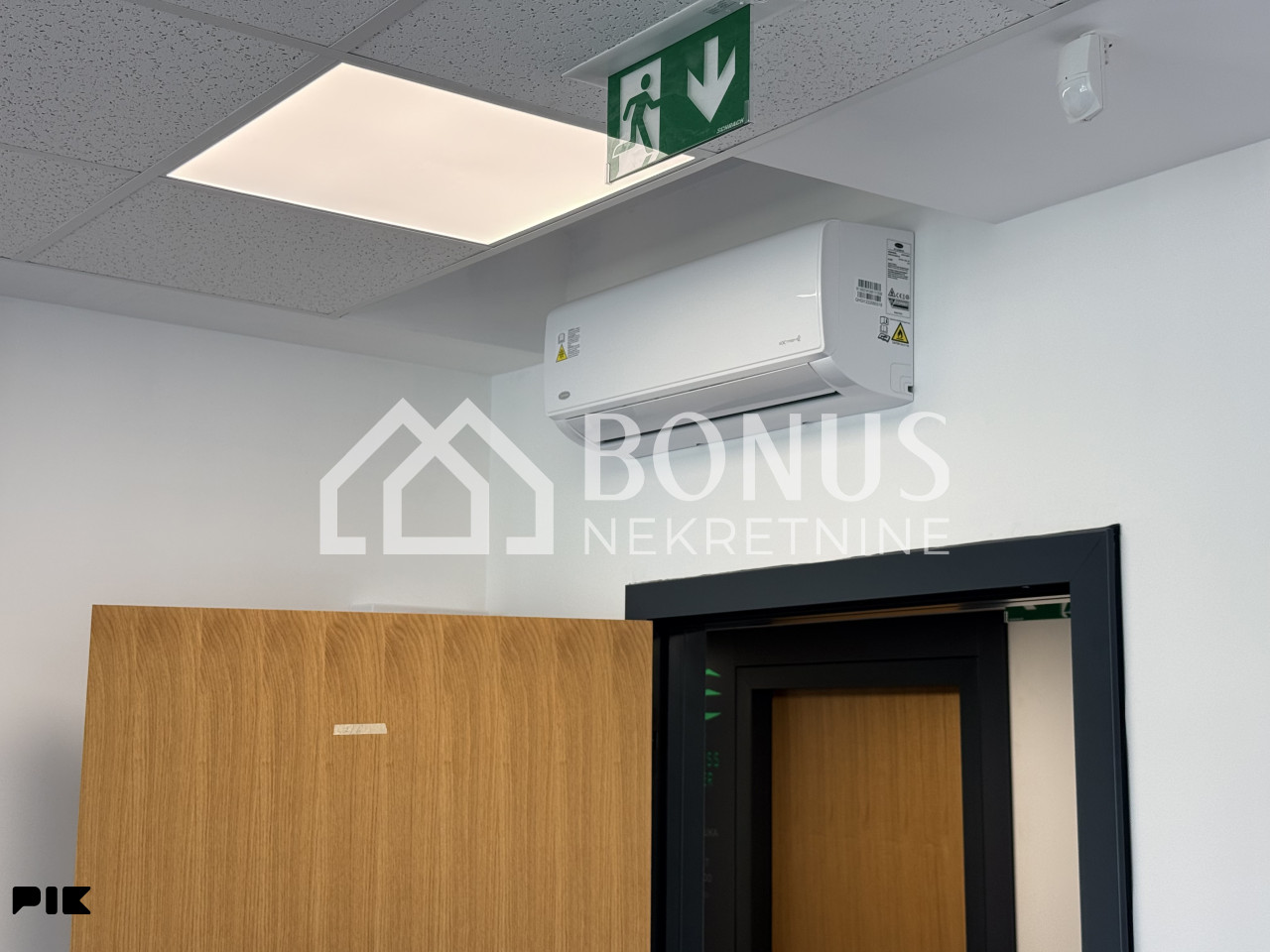 NOVO - Poslovni prostor 34.75 m2 - ABC kompleks - TOP 5