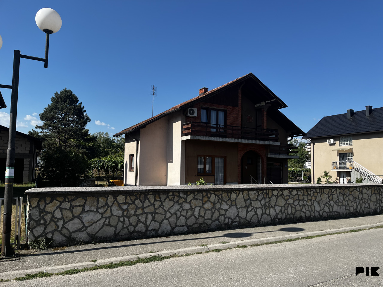 Kuća na prodaju Zivinice 2