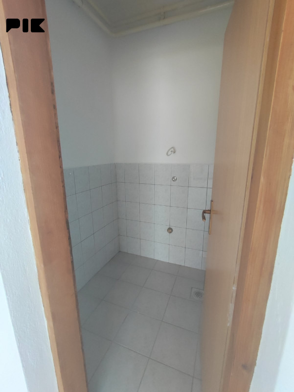 Poslovni prostor Travnik 11