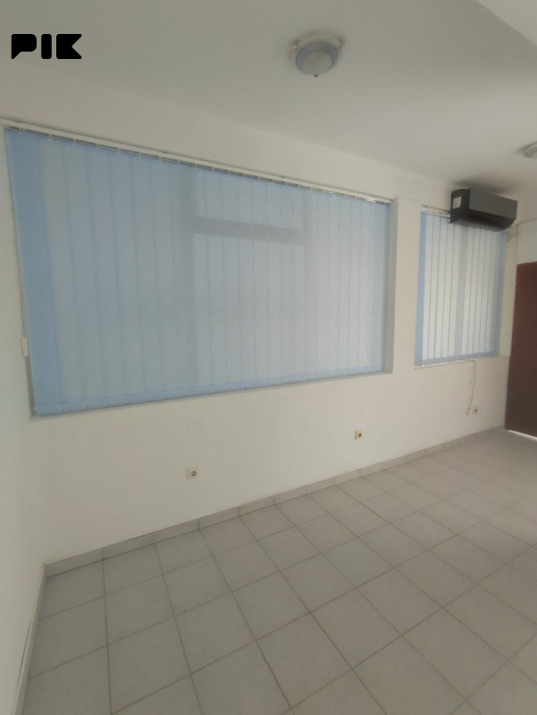Poslovni prostor Travnik 6