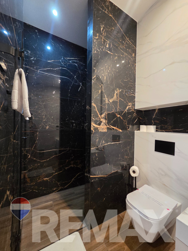 Luksuzan stan 80m2,Palata,uključene režije,garaža,housekeeping 12
