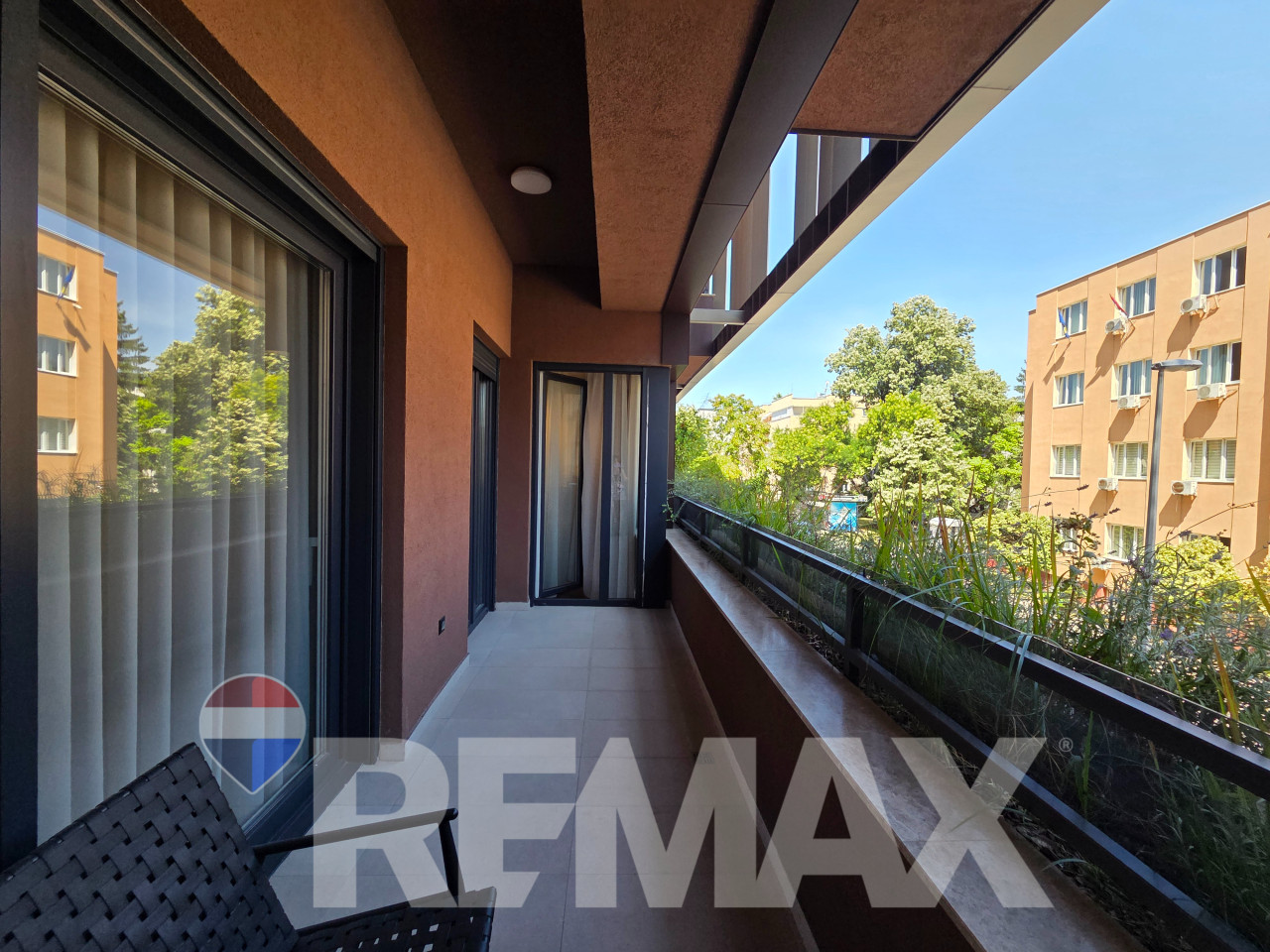 Luksuzan stan 80m2,Palata,uključene režije,garaža,housekeeping 18