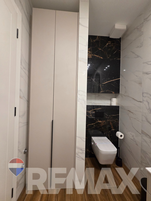 Dvosoban stan 52m2, Palata, terasa 30m2, garažno mjesto uključeno 12