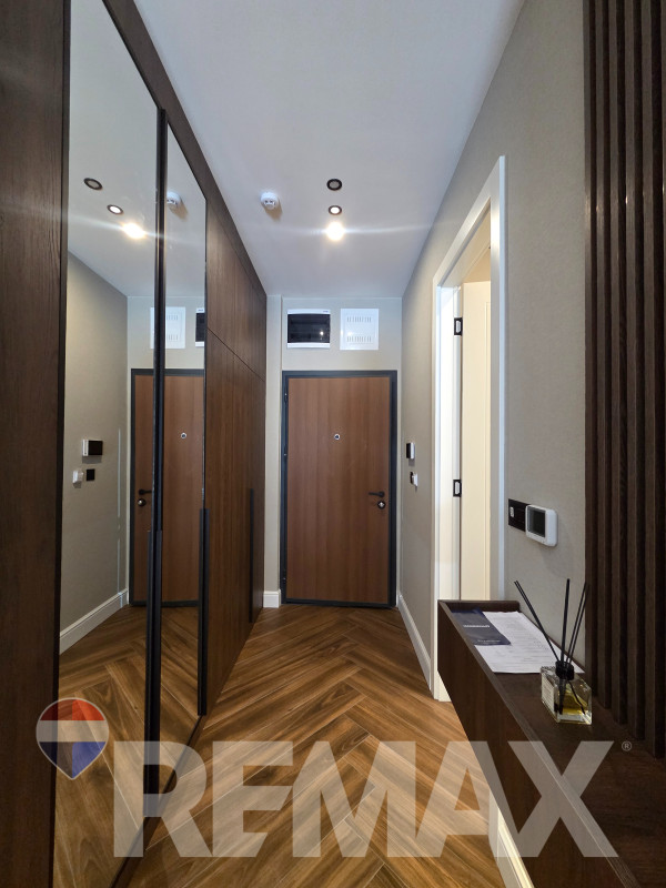 Dvosoban stan 52m2, Palata, terasa 30m2, garažno mjesto uključeno 15
