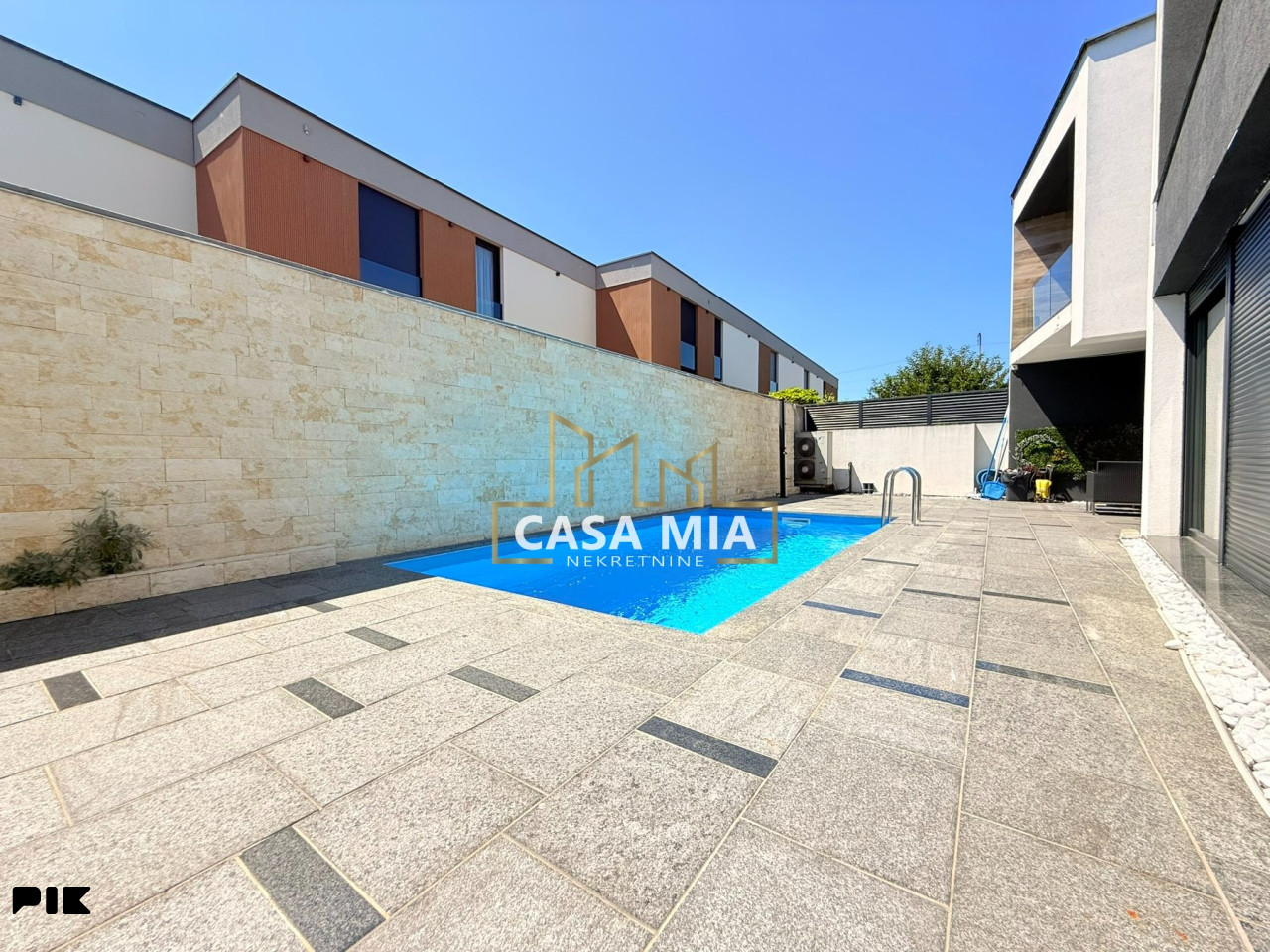 CASA MIA / Kuća sa bazenom / 262m2 / Pejton / Ilidža 3