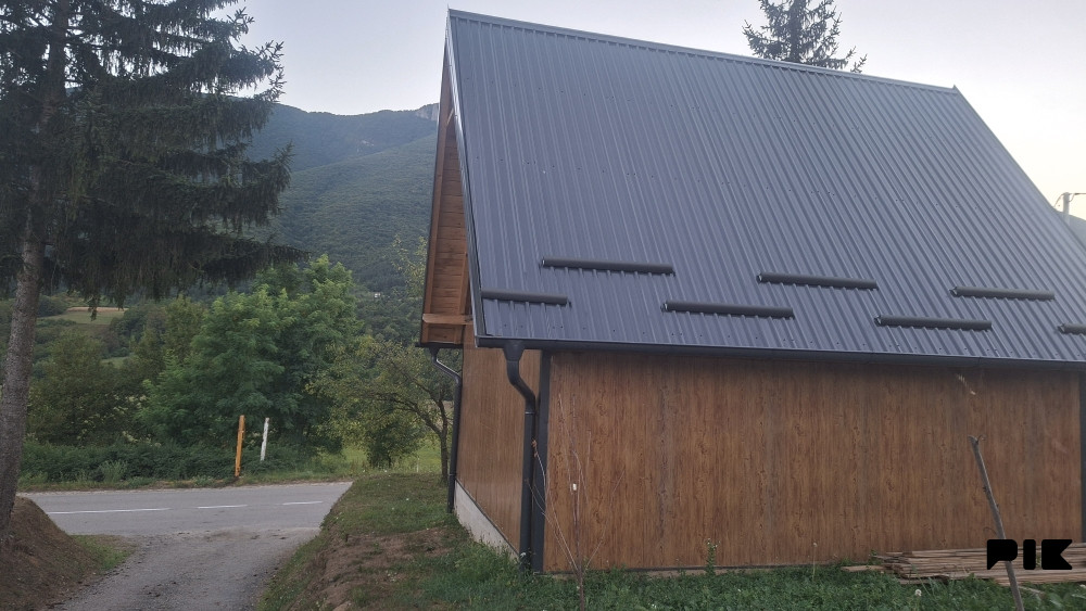 VIKENDICA NA PRODAJU 2