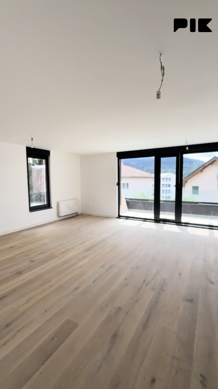 Breka Delux 99 m2 Četverosoban stan sa balkonom TOP LOKACIJA 2