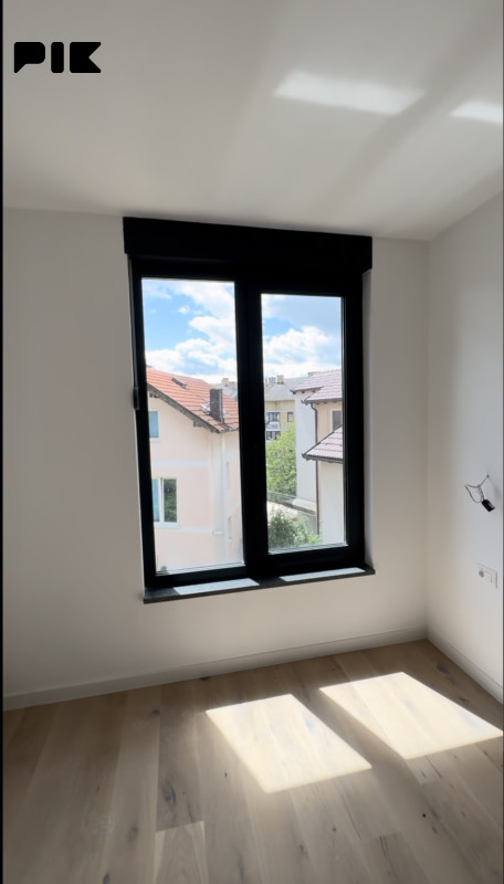Breka Delux 99 m2 Četverosoban stan sa balkonom TOP LOKACIJA 10