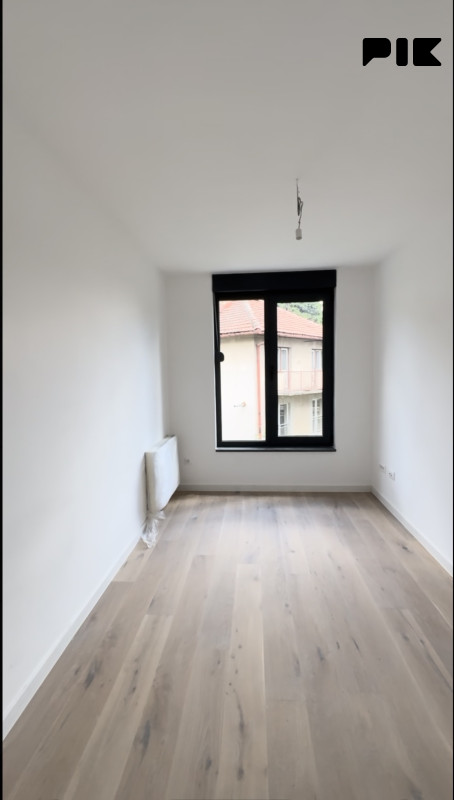 Breka Delux 99 m2 Četverosoban stan sa balkonom TOP LOKACIJA 17