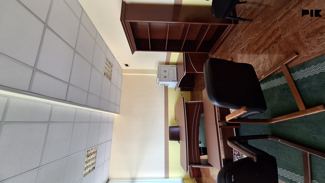 Poslovni prostor Pale 30m2 CENTAR 2