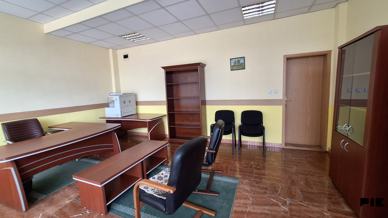Poslovni prostor Pale 30m2 CENTAR 5