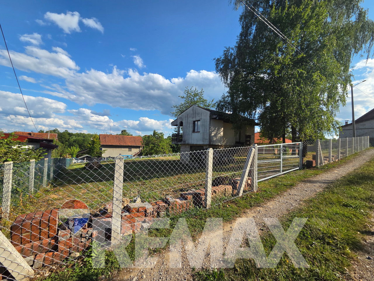 Vikendica Slatina/Krčmarice,zemljište 1016m2,2 čestice,10km od BL 14