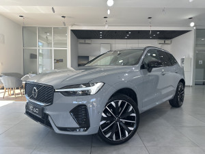 Volvo XC60 B5 Plus Dark Demo Vozilo 2026