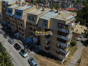 Trosoban stan Breka/Centar 79 m2