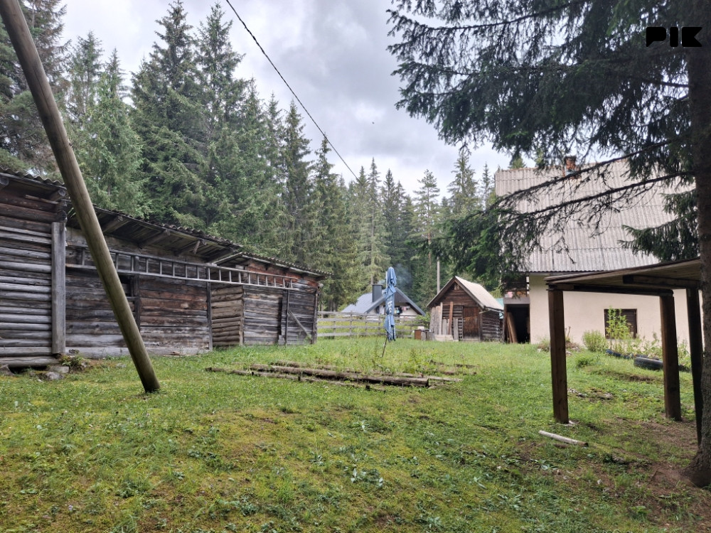 VIKENDICA KUĆA RAVNA ROMANIJA *TOP LOKACIJA 11