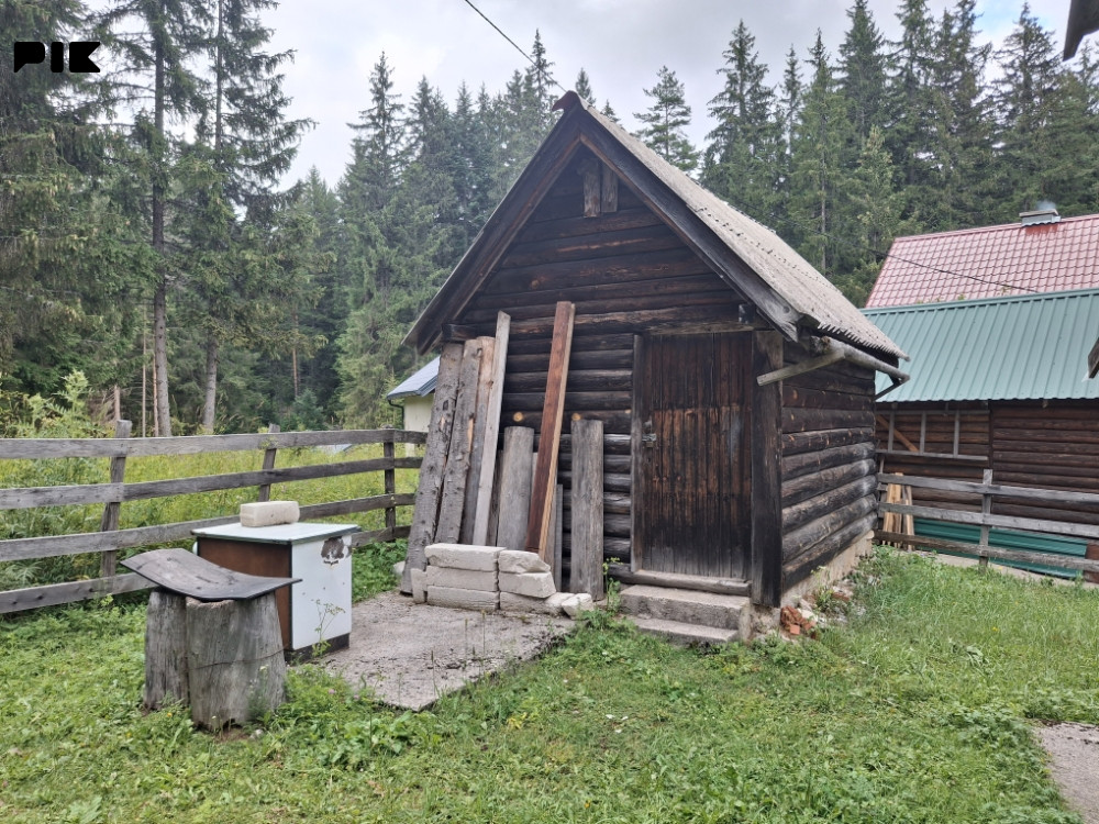 VIKENDICA KUĆA RAVNA ROMANIJA *TOP LOKACIJA 9