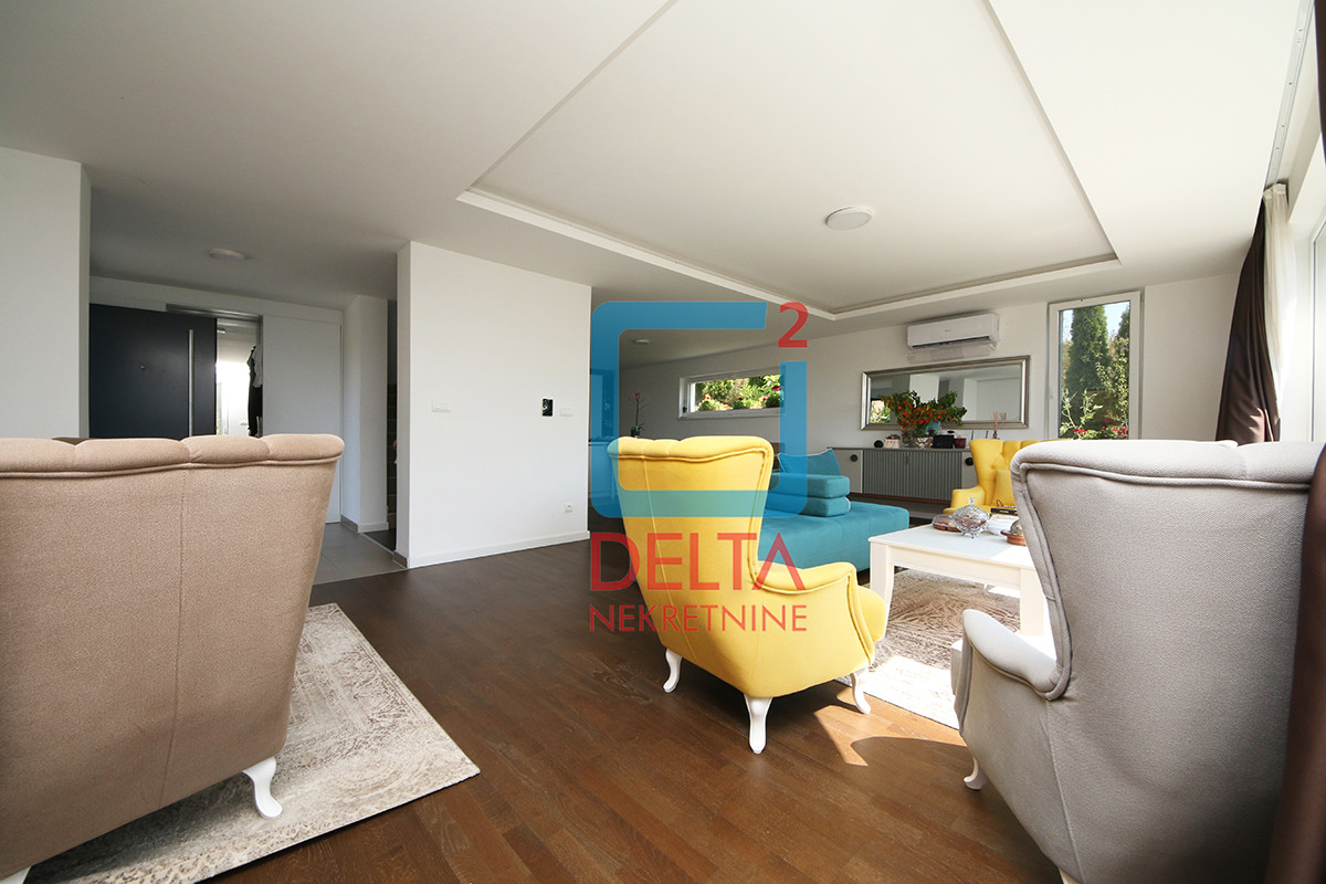Namještena kuća /135m2/ parcela 445m2 / Poljine Hills / Hotonj 8