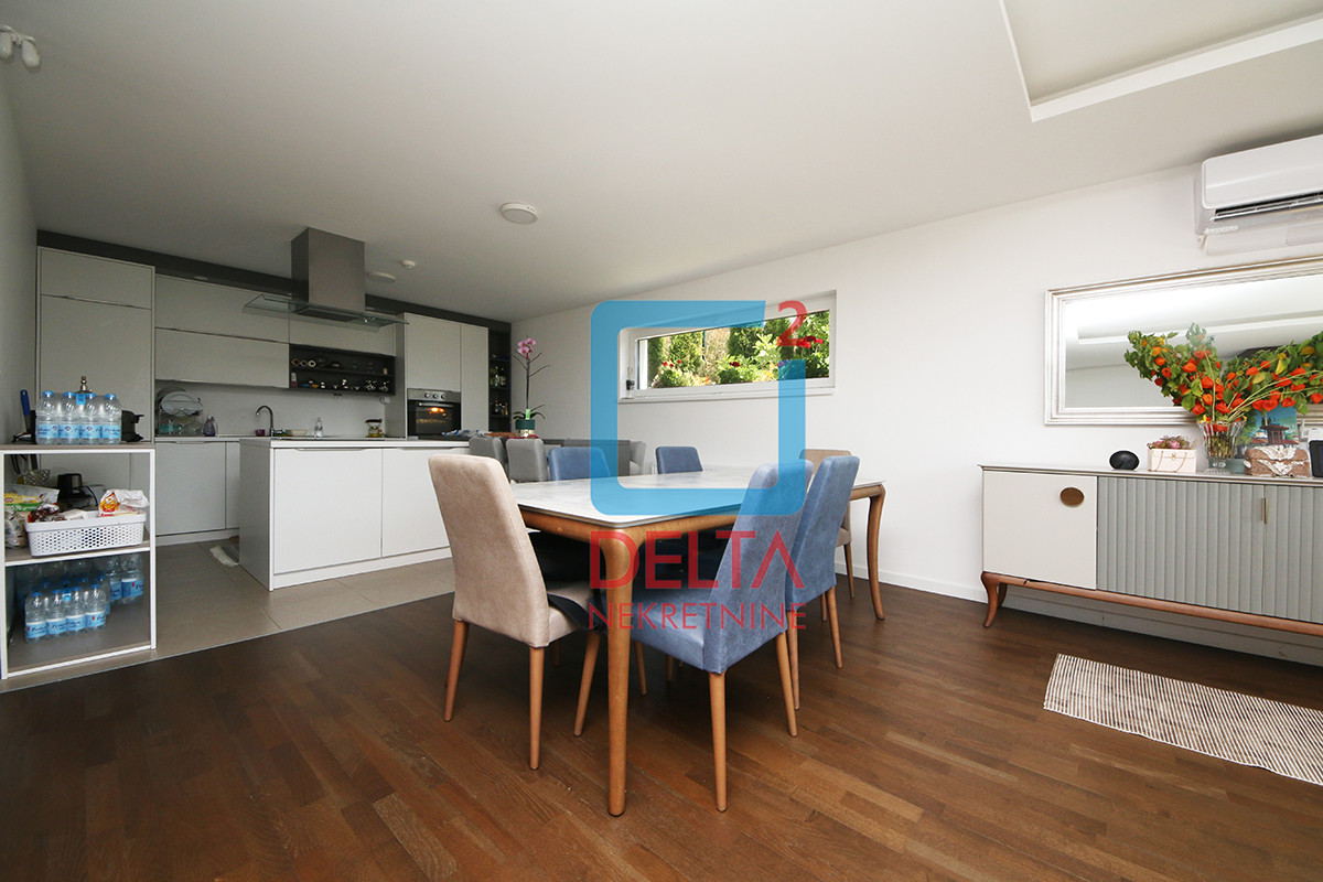 Namještena kuća /135m2/ parcela 445m2 / Poljine Hills / Hotonj 11