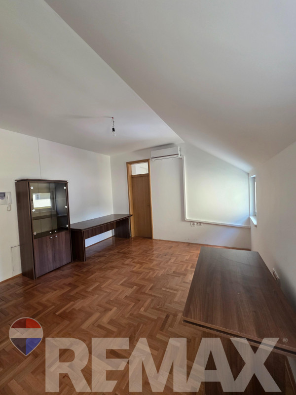 Kancelarijski prostor | Poslovni prostor | Stan | 36m2