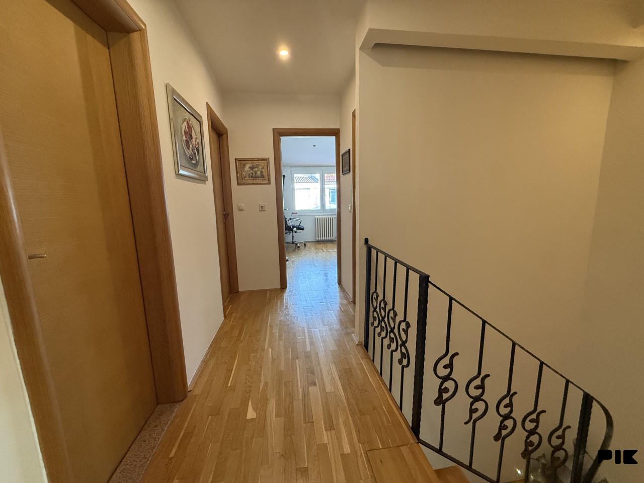 Kuća sa baštom u nizu, Lužani 84m2 I SKY nekretnine 15