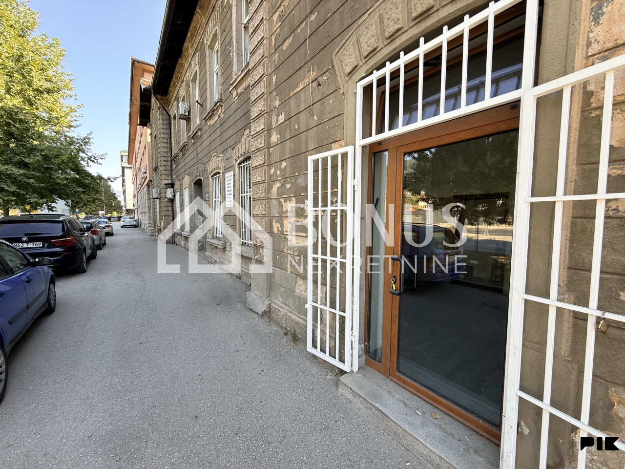 Poslovni prostor 50 m2 - TOP lokacija