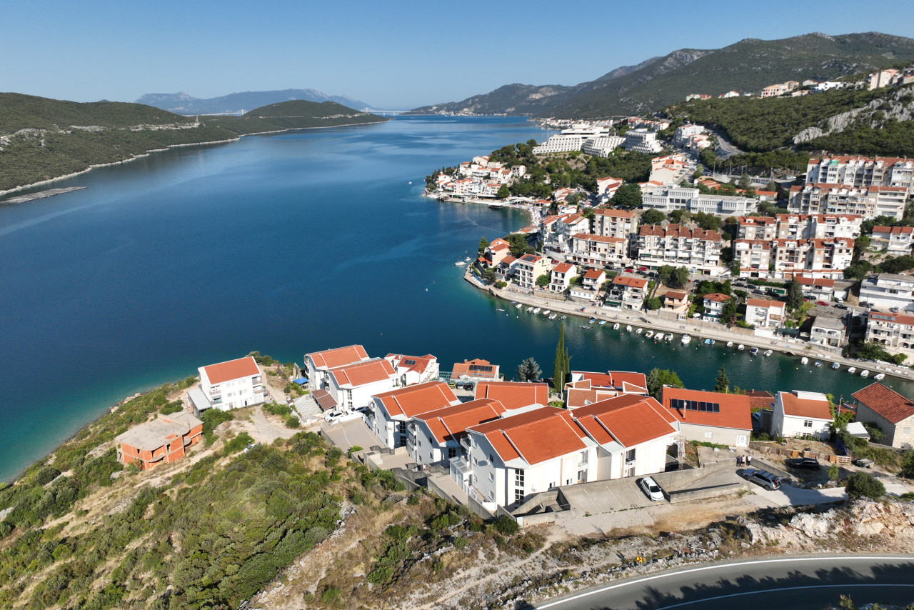 Prodaja apartmana u Neumu 20