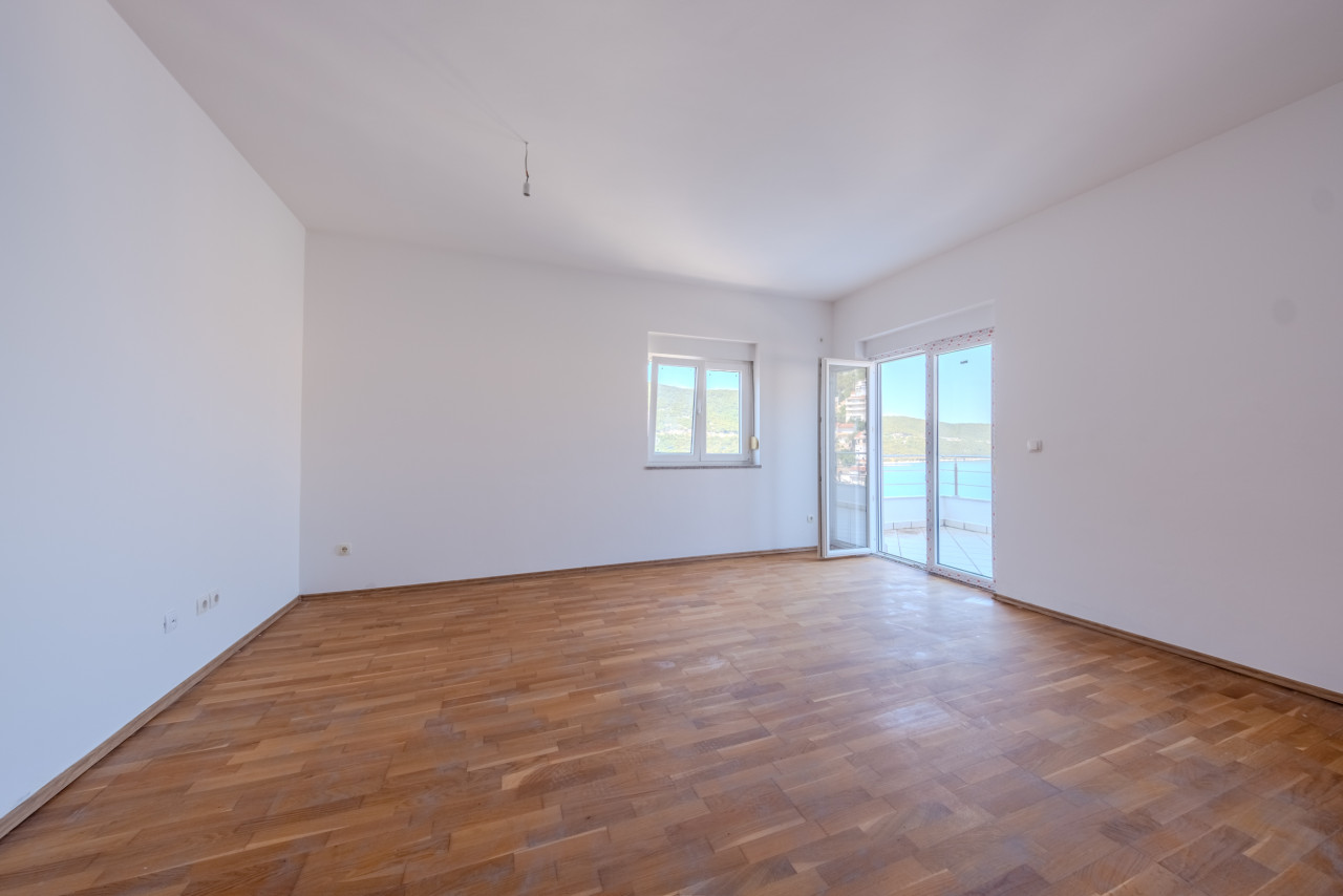 Prodaja apartmana u Neumu 3
