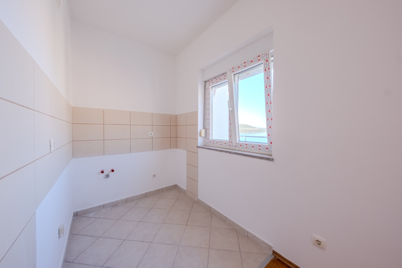 Prodaja apartmana u Neumu 11