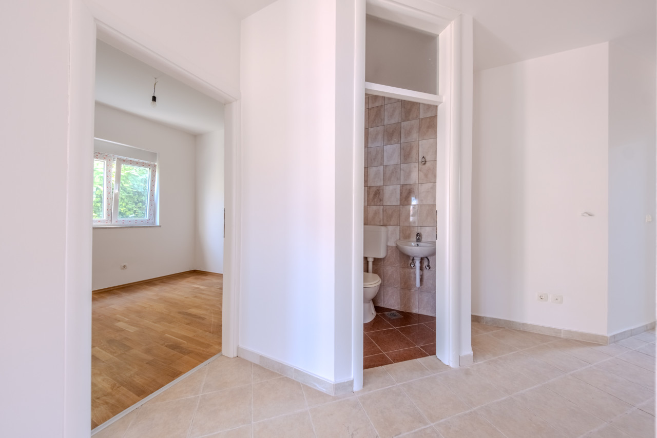 Prodaja apartmana u Neumu 14