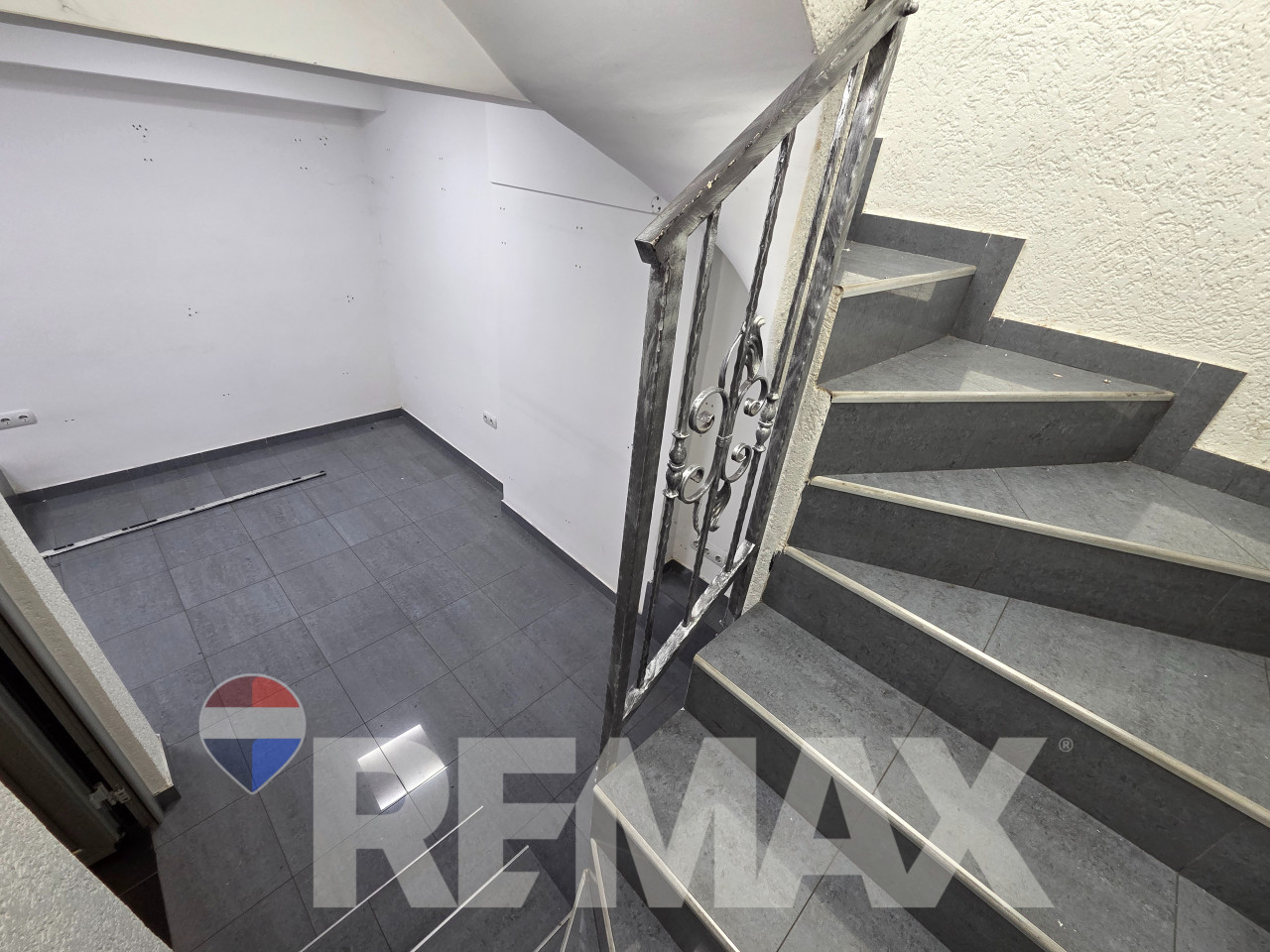 Višenamjenski prostor 54m2, centar, kod Narodnog pozorišta 6